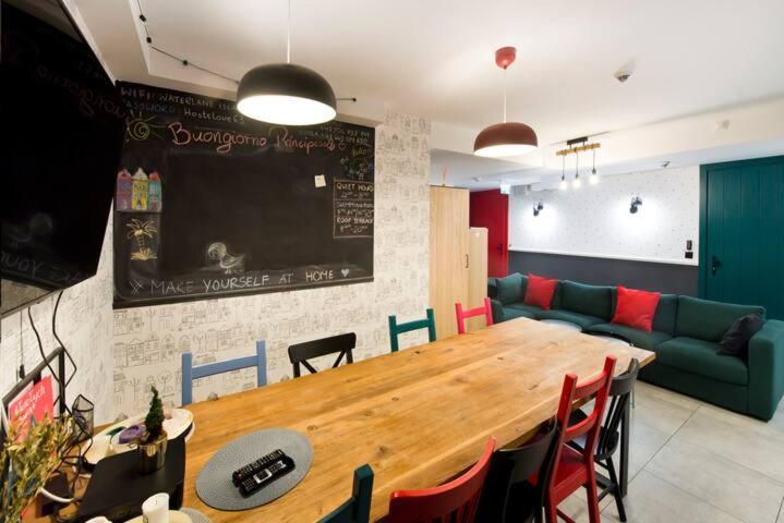 Waterlane Island Hostel&Apartments غدانسك المظهر الخارجي الصورة